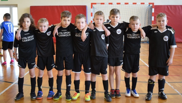  XIII-turniej-pilkarski-ryckie-orliki-o-puchar-cemaru-fot-08.jpg