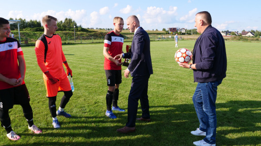 Odebranie pucharu za mistrzostwo ligi 2021-08-12 fot. 5