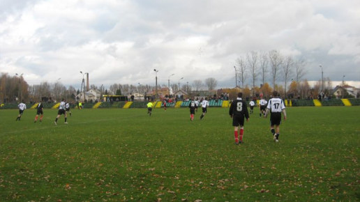 Sęp Żelechów - Burza Pilawa 2007.11.04 (fotografia 25)