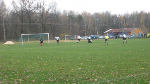 Sęp Żelechów - Burza Pilawa 2007.11.04 (fotografia 15)
