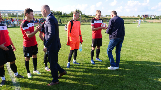 Odebranie pucharu za mistrzostwo ligi 2021-08-12 fot. 7