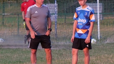 trening-seniorow-2024-08-01-fo-03-453x635.jpg