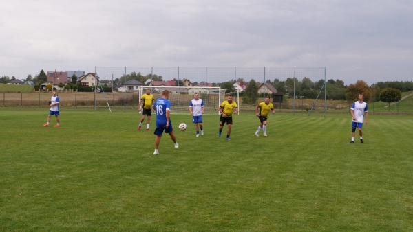 2026-09-26-zelechow-turniej-oldboys-fot-040.jpg