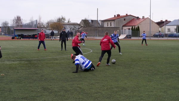 sep-wisla-maciejowice-sparing-2022-02-20-fot-008.jpg