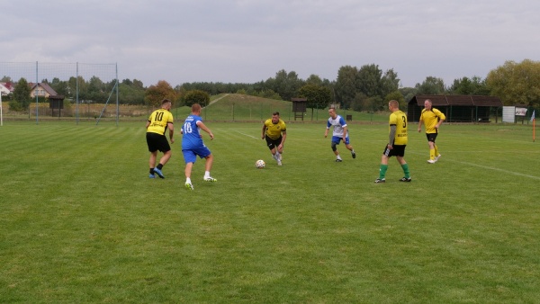 2026-09-26-zelechow-turniej-oldboys-fot-041.jpg