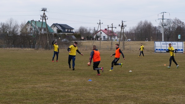 sep-olimpia-okrzeja-2022-03-06-sparing-fot-093.jpg