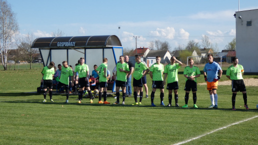 Orzeł Unin - Sęp Żelechów, 2018.04.14 fot. 03