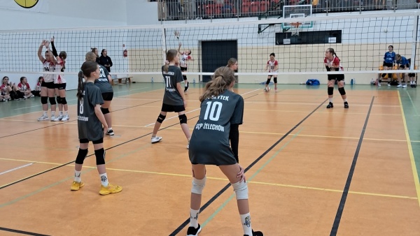 mysiadlo-mistrzostwa-mazowsza-minisiatkowka-kinder-plus-sport-2024-02-10-fot-8.jpg
