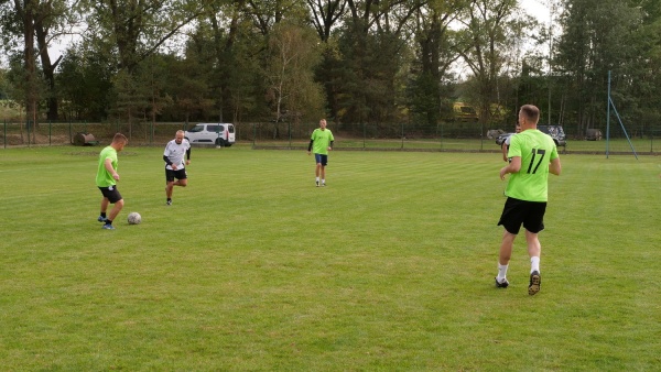 2026-09-26-zelechow-turniej-oldboys-fot-128.jpg