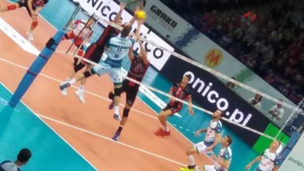 2016-10-01-siatkarki_wyjazd_politechnika_w_resovia-10.jpg