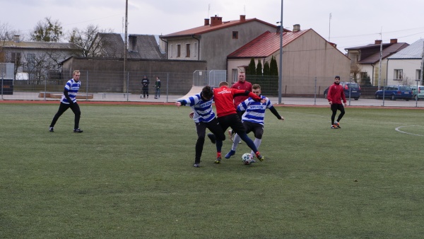 sep-wisla-maciejowice-sparing-2022-02-20-fot-065.jpg
