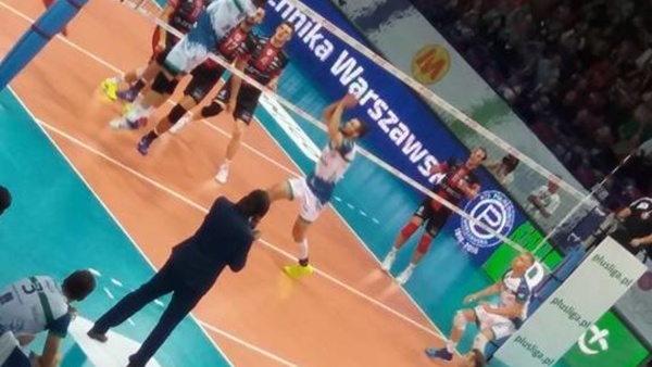 2016-10-01-siatkarki_wyjazd_politechnika_w_resovia-02.jpg
