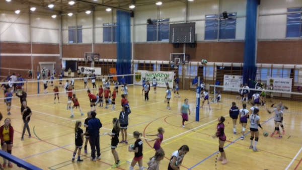 3-ogolnopolski-turniej-trojek-w-nadarzynie_fot-01.jpg