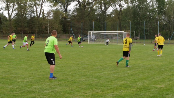 2026-09-26-zelechow-turniej-oldboys-fot-019.jpg