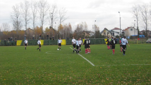 Sęp Żelechów - Burza Pilawa 2007.11.04 (fotografia 12)