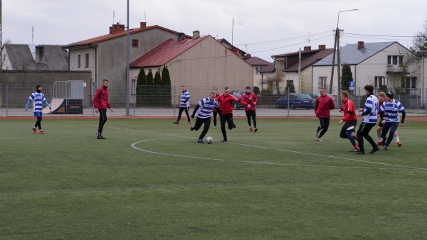 sep-wisla-maciejowice-sparing-2022-02-20-fot-080.jpg
