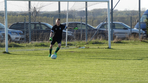 Orzeł Unin - Sęp Żelechów, 2018.04.14 fot. 46