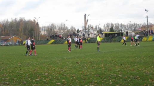 Sęp Żelechów - Burza Pilawa 2007.11.04 (fotografia 14)