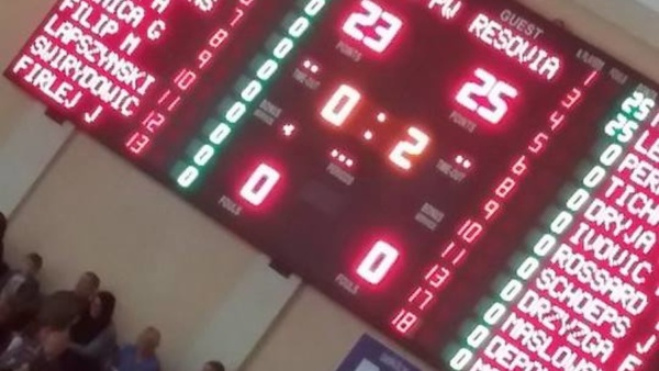 2016-10-01-siatkarki_wyjazd_politechnika_w_resovia-17.jpg