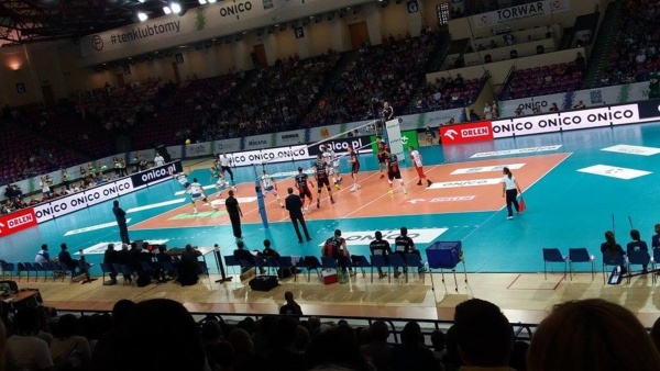 2016-10-01-siatkarki_wyjazd_politechnika_w_resovia-16.jpg