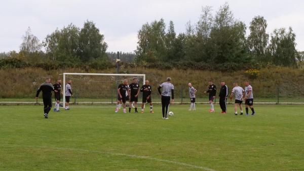 2026-09-26-zelechow-turniej-oldboys-fot-008.jpg