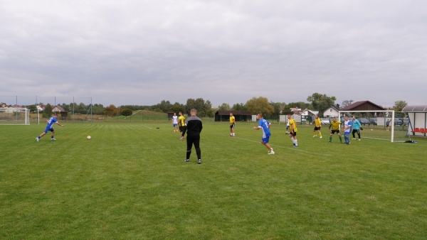 2026-09-26-zelechow-turniej-oldboys-fot-034.jpg