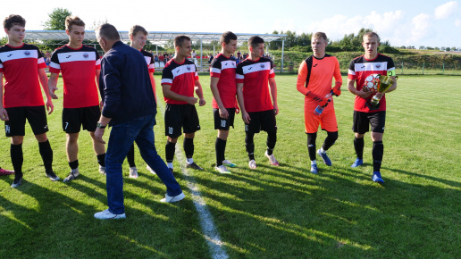 Odebranie pucharu za mistrzostwo ligi 2021-08-12 fot. 9