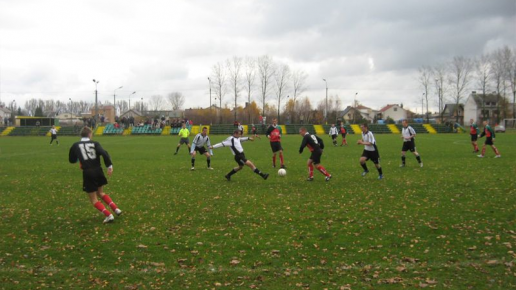 Sęp Żelechów - Burza Pilawa 2007.11.04 (fotografia 4)