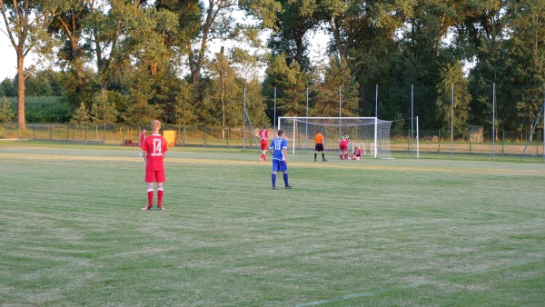 sep-wisla-maciejowiece-sparing-2022-07-28-fot-18.jpg