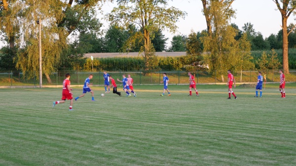sep-wisla-maciejowiece-sparing-2022-07-28-fot-31.jpg