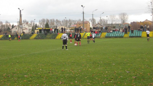 Sęp Żelechów - Burza Pilawa 2007.11.04 (fotografia 22)