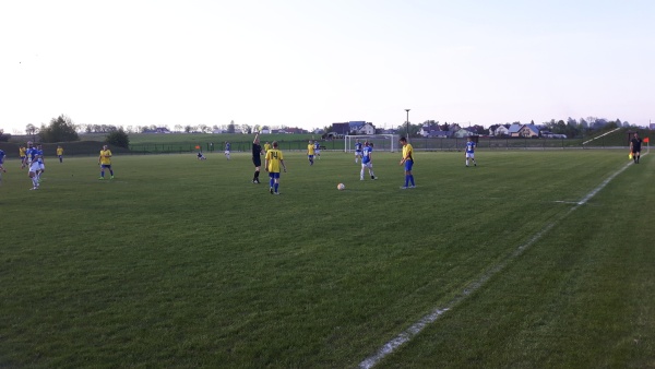 Sęp - Błękitni Stoczek 2017.05.13, fot. 25