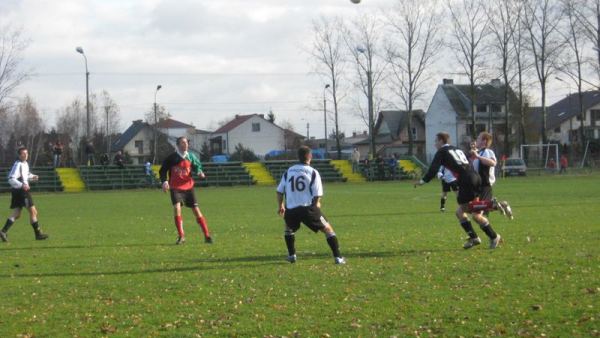 Sęp Żelechów - Burza Pilawa 2007.11.04 (fotografia 17)