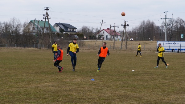 sep-olimpia-okrzeja-2022-03-06-sparing-fot-094.jpg