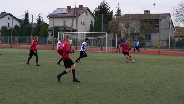 sep-wisla-maciejowice-sparing-2022-02-20-fot-113.jpg