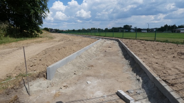  Remont trybun 2020.08.09 fot. 01