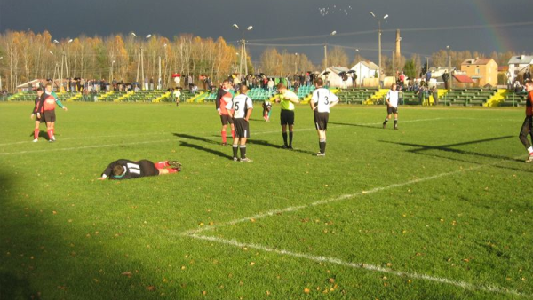 Sęp Żelechów - Burza Pilawa 2007.11.04 (fotografia 32)