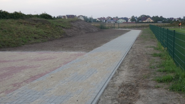  Remont trybun 2020.08.30 fot. 01