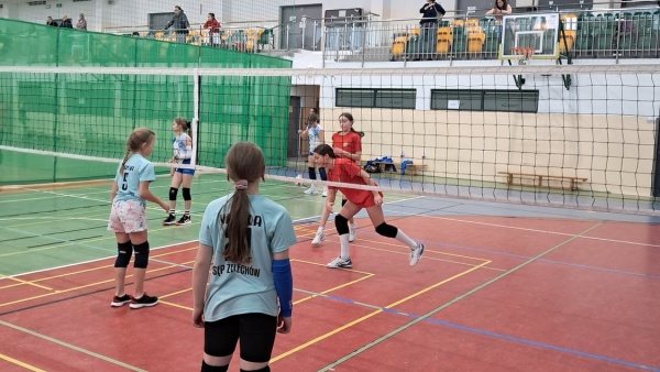 iii-ogolnopolski-turniej-minisiatkowki-lesznowola-2023-11-25-fot-3.jpg