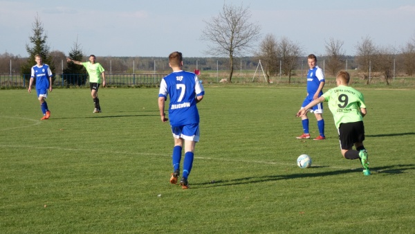 Orzeł Unin - Sęp Żelechów, 2018.04.14 fot. 43