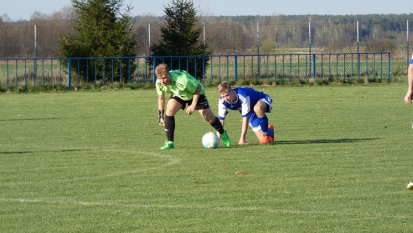 Orzeł Unin - Sęp Żelechów, 2018.04.14 fot. 52