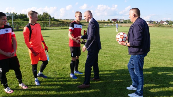 Odebranie pucharu za mistrzostwo ligi 2021-08-12 fot. 5