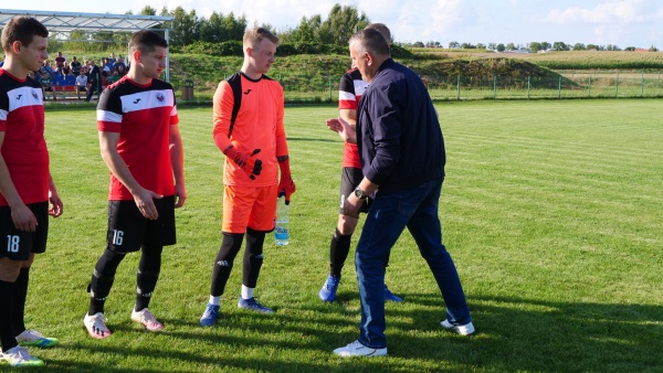 Odebranie pucharu za mistrzostwo ligi 2021-08-12 fot. 8