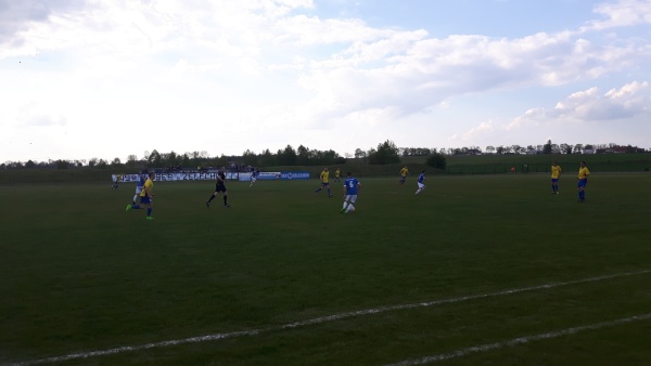 Sęp - Błękitni Stoczek 2017.05.13, fot. 06